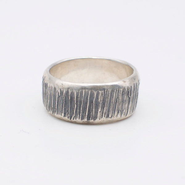 Men´s band ring carved - Black Rock Jewel