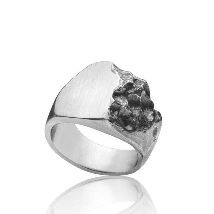 Men's ring Signet crunch - Black Rock Jewel