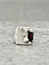 Blackrock Jewel Signet Ring Men Red Garnet Stone