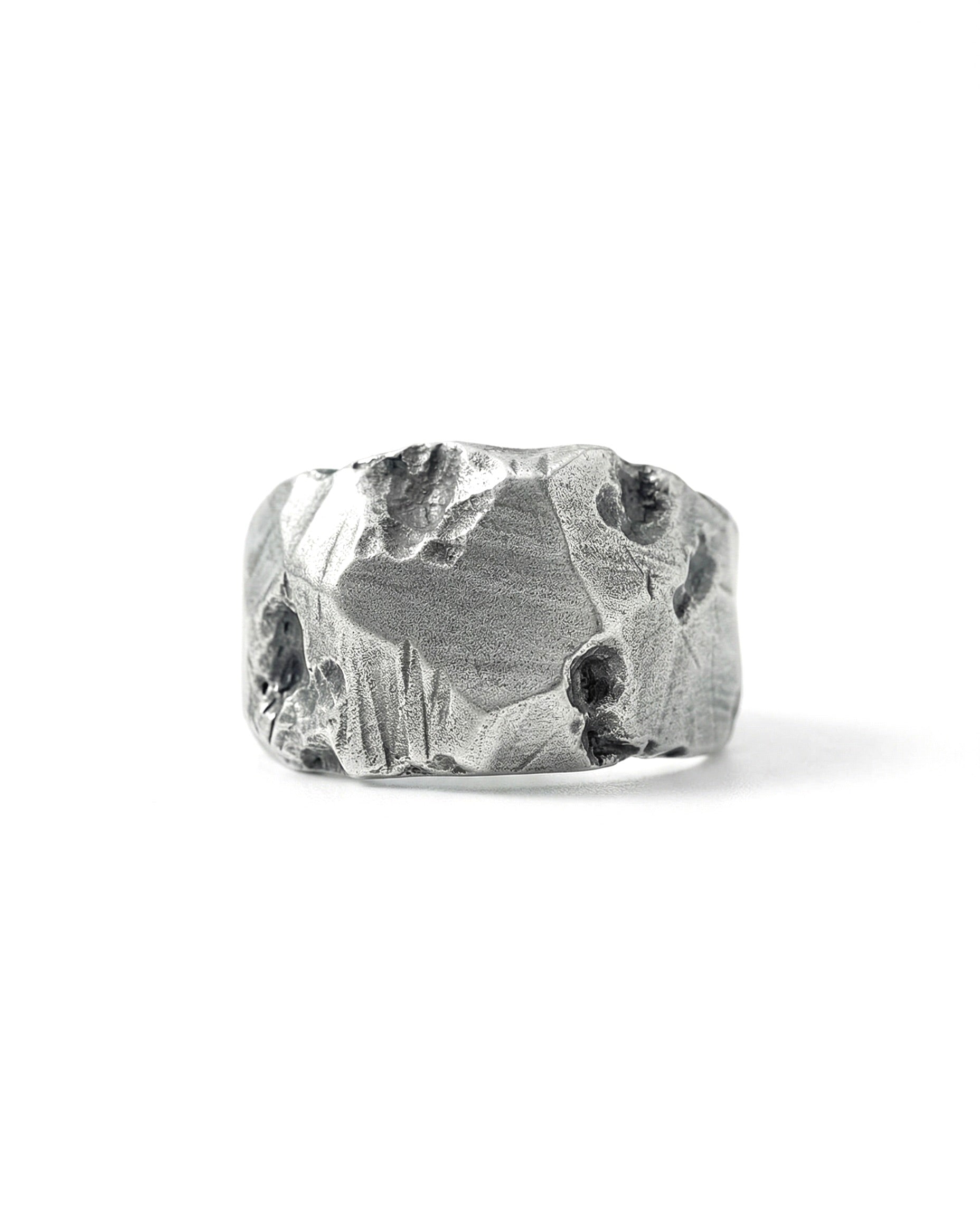 GROOVE — Deep Carved Band | Solid Sterling Silver