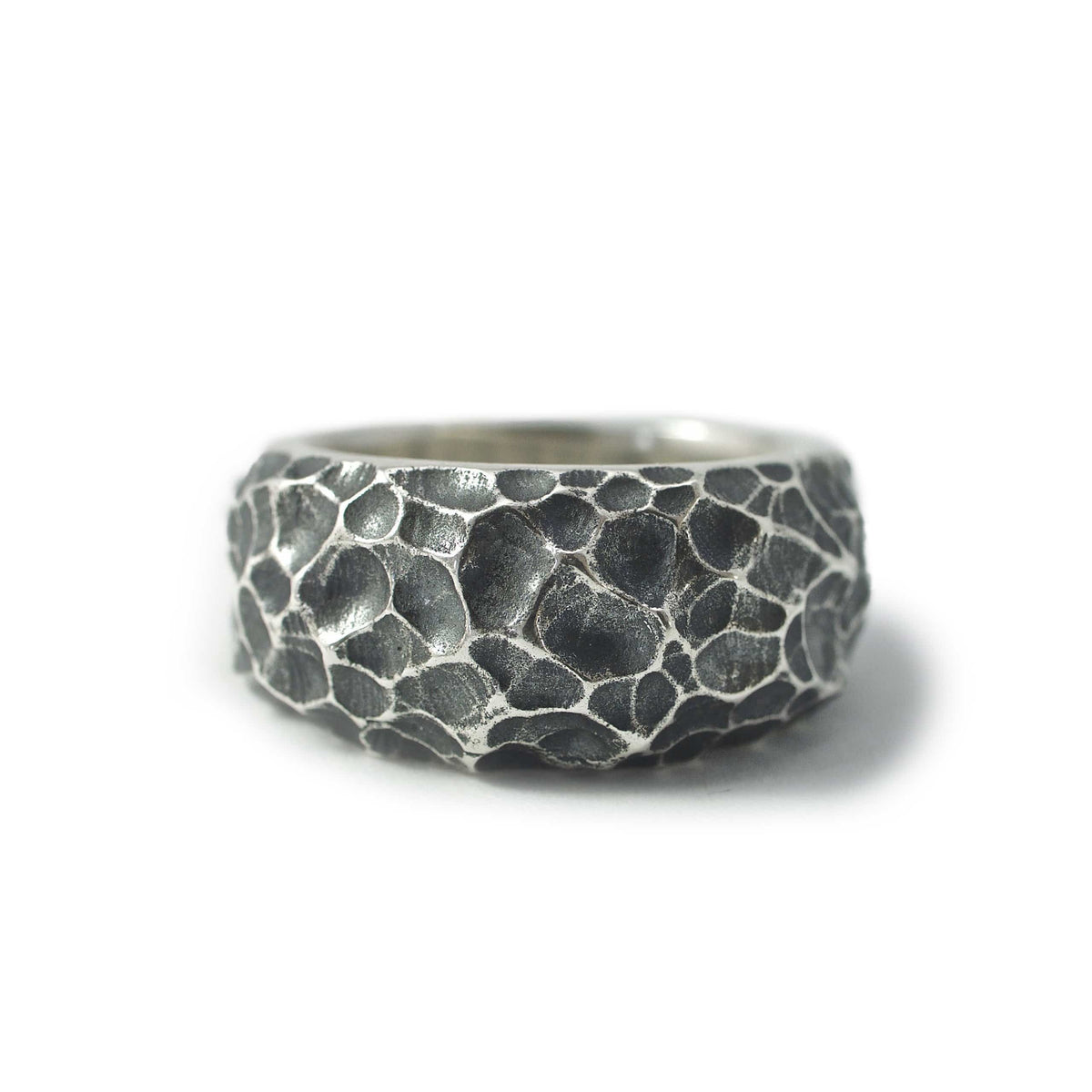 Men's ring Band carved moon - Black Rock Jewel