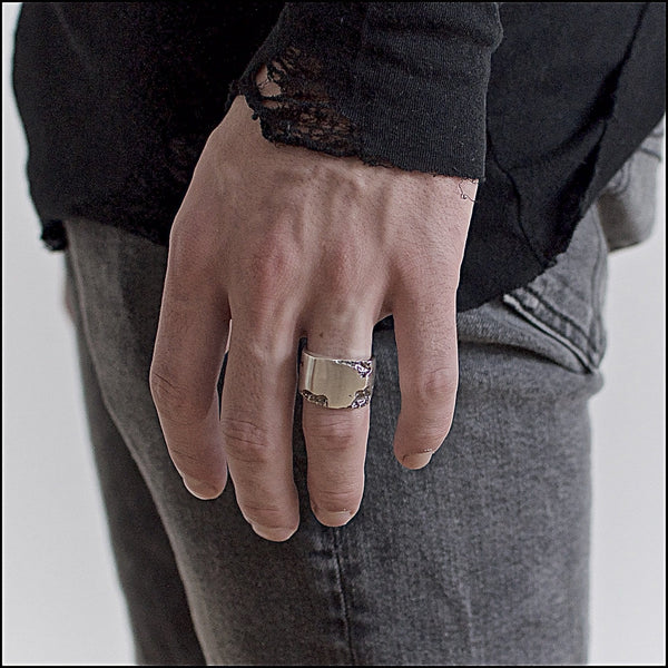 Men's ring Signet eroded - Black Rock Jewel