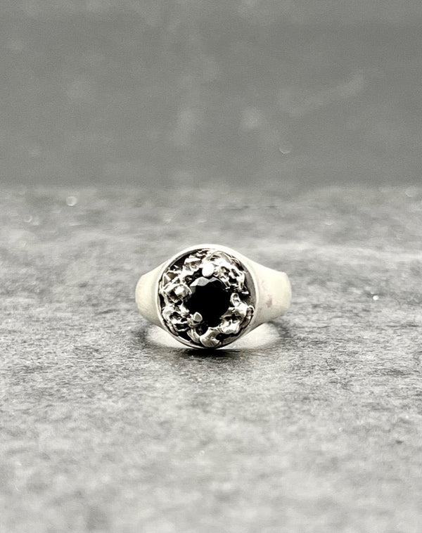 Pinkie Black Rock Ring natural black onyx gemstone - Black Rock Jewel