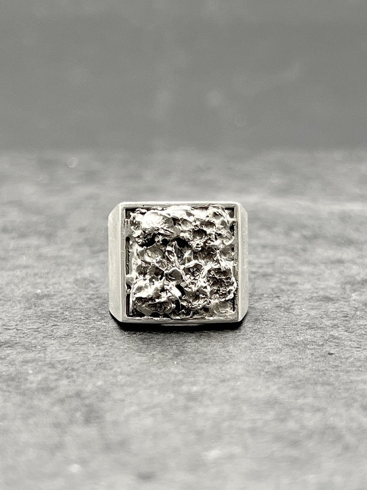 Signet lava ring - Black Rock Jewel