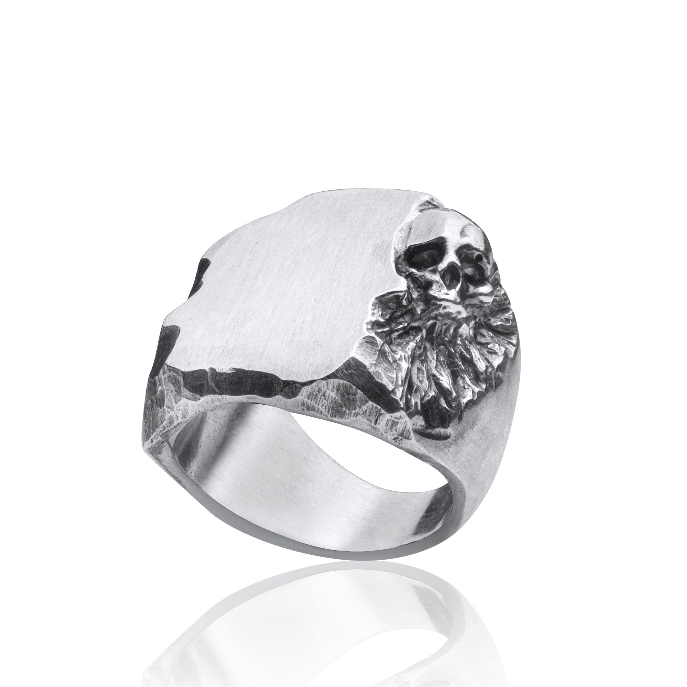 Skull ring Signet carved big - Black Rock Jewel