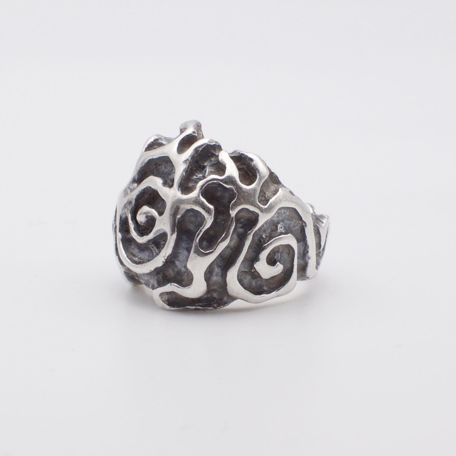 The rose ring - Black Rock Jewel