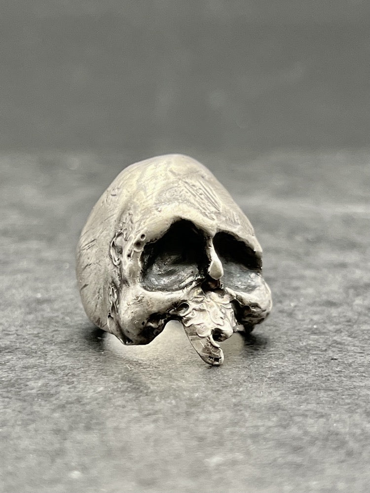 The skull ring - Black Rock Jewel